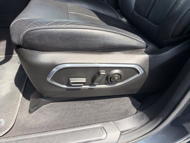 Used 2024 Jeep Wagoneer Series II AWD/4WD image 14