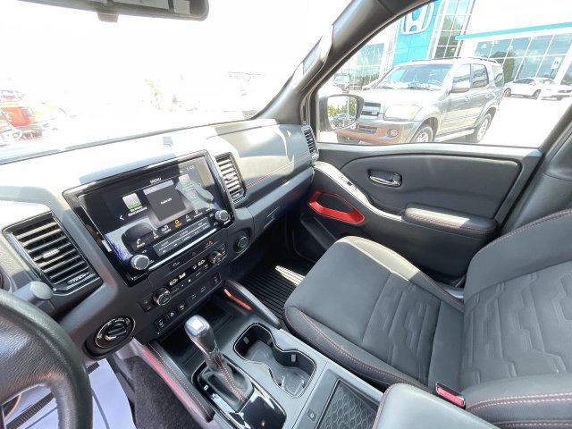 Used 2023 Nissan Frontier PRO-4X w/ Pro Convenience Package AWD/4WD image 13