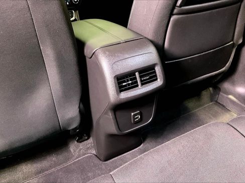 Used 2024 GMC Terrain SLE FWD image 11