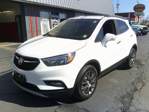Used 2019 Buick Encore Sport Touring AWD/4WD image 14
