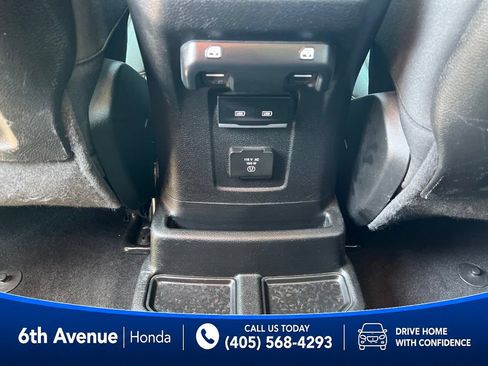 Used 2024 Jeep Wrangler Unlimited Rubicon 4xe AWD/4WD image 24