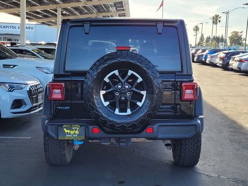 Certified 2025 Jeep Wrangler Unlimited Rubicon 4xe AWD/4WD image 5
