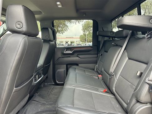 Used 2024 GMC Sierra 3500 Denali w/ Denali Reserve Package image 13