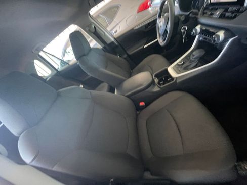 Used 2025 Toyota RAV4 LE image 34