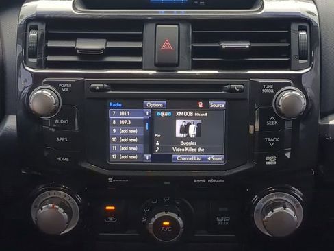 Used 2018 Toyota 4Runner TRD Off-Road AWD/4WD image 19