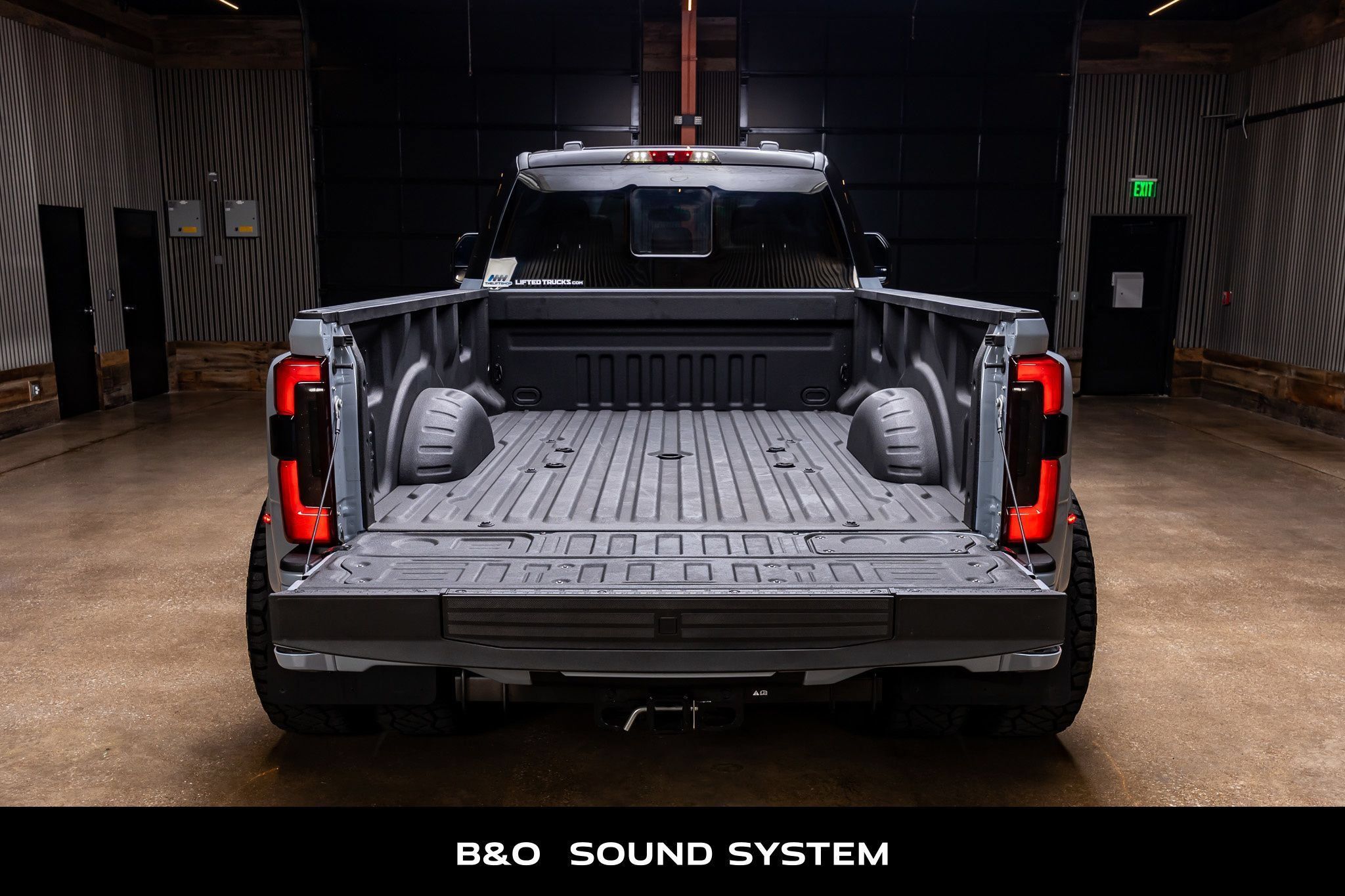 Used 2026 Ford F350 Platinum AWD/4WD image 9
