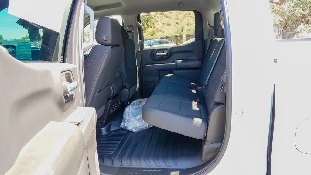 New 2026 GMC Sierra 1500 Pro w/ Pro Value Package AWD/4WD image 10