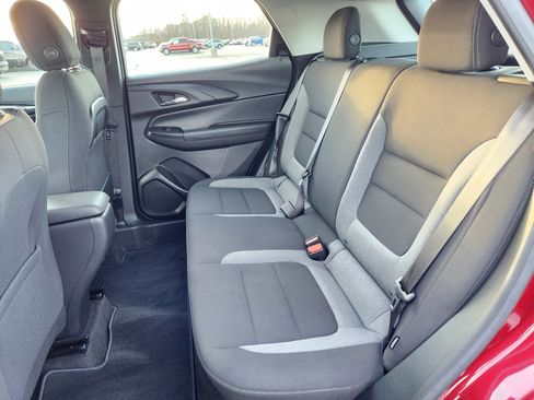 Used 2024 Chevrolet TrailBlazer LS image 11