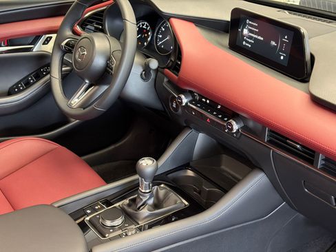 New 2026 MAZDA MAZDA3 2.5 S Hatchback w/ Premium Pkg image 10