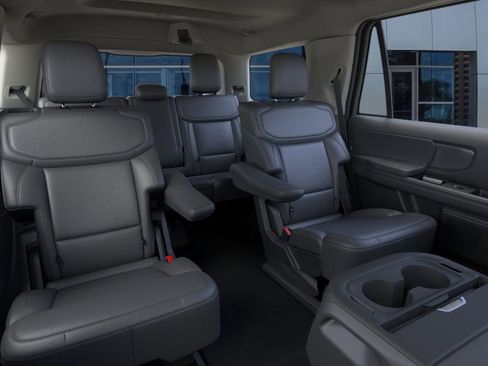New 2026 Ford Expedition Active RWD image 11