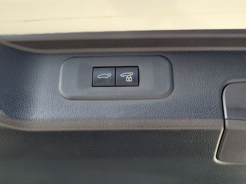 Used 2025 Toyota Grand Highlander AWD Hybrid image 18
