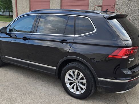 Used 2018 Volkswagen Tiguan SEL image 5