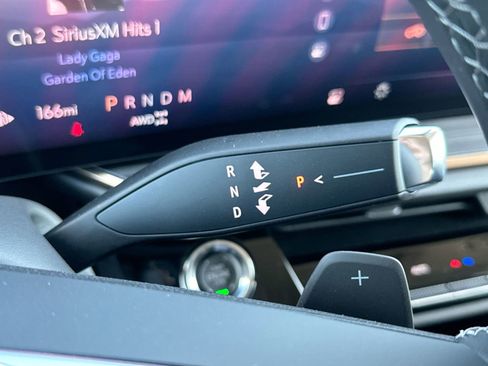 New 2025 Buick Envision Avenir image 15