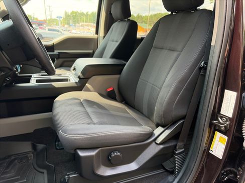 Used 2019 Ford F150 XL w/ Equipment Group 101A Mid AWD/4WD image 13