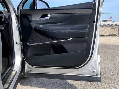 Used 2019 Hyundai Santa Fe Limited image 22