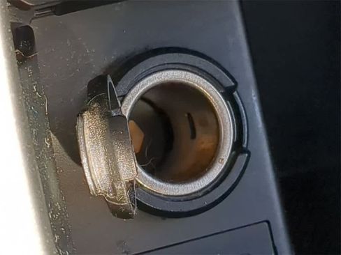 Used 2016 Hyundai Elantra Sport image 30