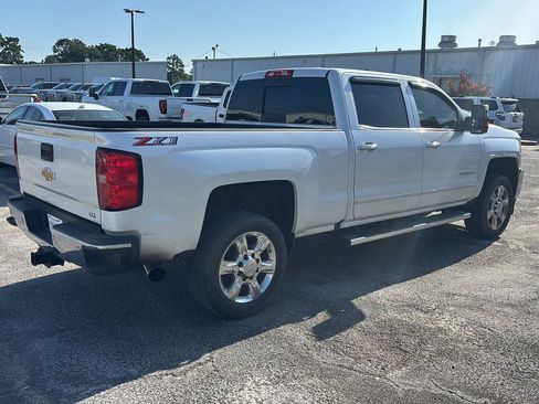 Used 2019 Chevrolet Silverado 2500 LTZ w/ Duramax Plus Package AWD/4WD image 7