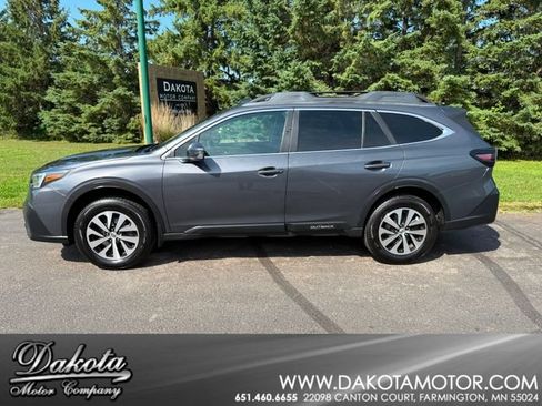 Used 2020 Subaru Outback Premium AWD/4WD image 1
