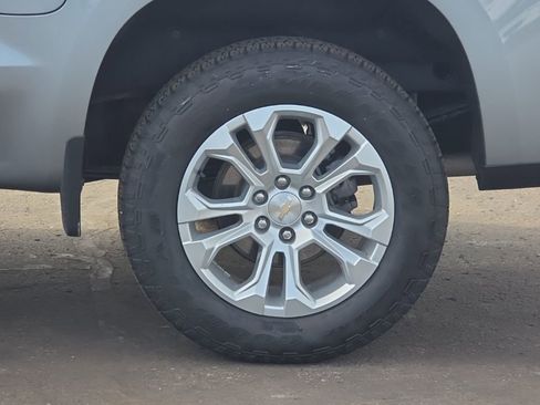 Used 2023 Chevrolet Silverado 1500 LTZ image 12