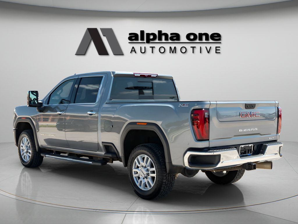 Used 2024 GMC Sierra 2500 SLT w/ SLT Premium Package AWD/4WD image 10
