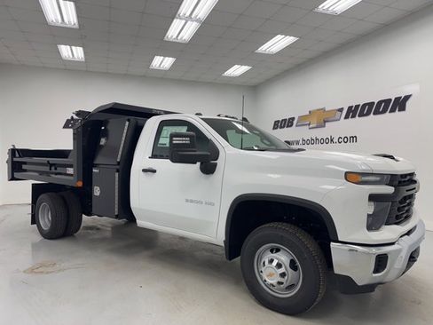 New 2026 Chevrolet Silverado 3500 W/T w/ WT Convenience Package image 3