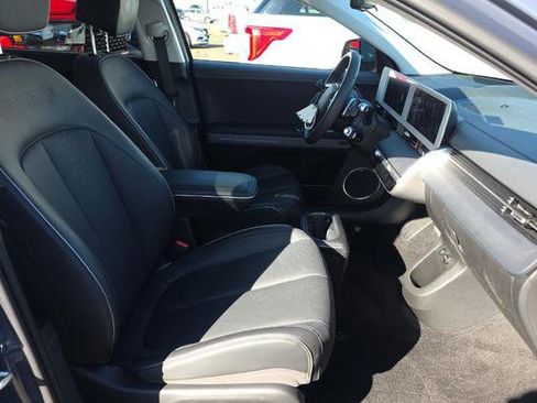 Used 2024 Hyundai Ioniq 5 Limited image 11