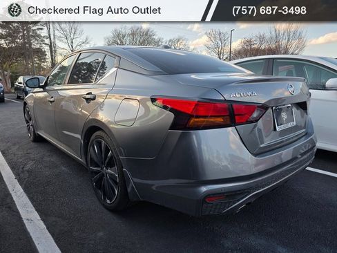 Used 2020 Nissan Altima 2.5 SR w/ Premium Package image 4