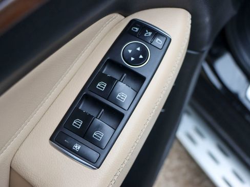 Used 2017 Mercedes-Benz GLS 450 4MATIC image 14