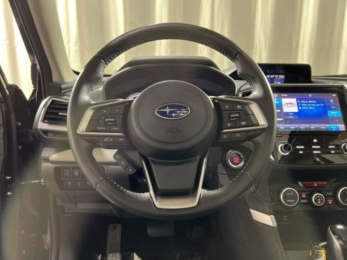 Used 2022 Subaru Forester Limited image 22