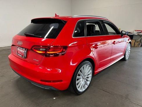 Used 2016 Audi A3 e-tron Prestige FWD image 3
