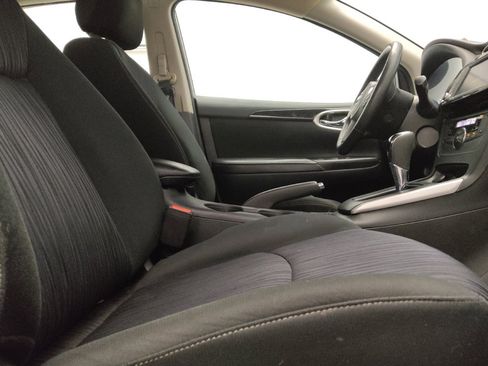 Used 2019 Nissan Sentra SV FWD image 21