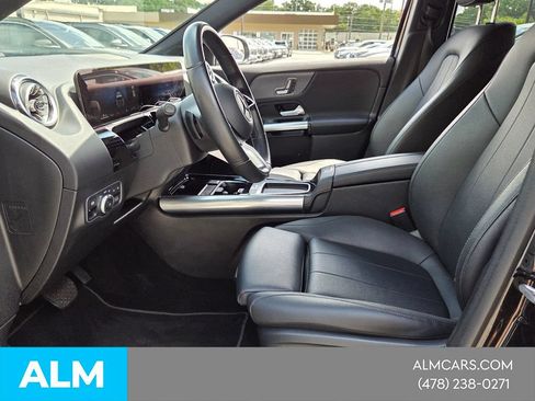 Used 2025 Mercedes-Benz GLA 250 image 3