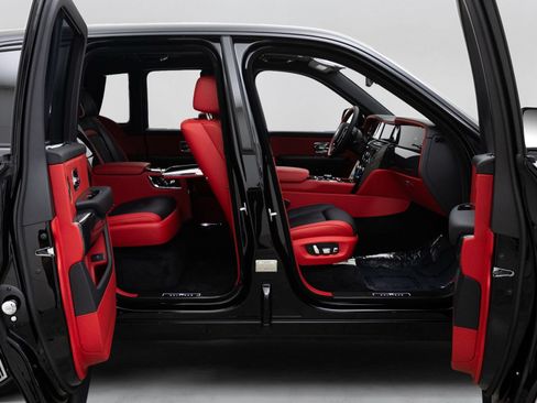 New 2027 Rolls-Royce Cullinan Black Badge AWD/4WD image 6