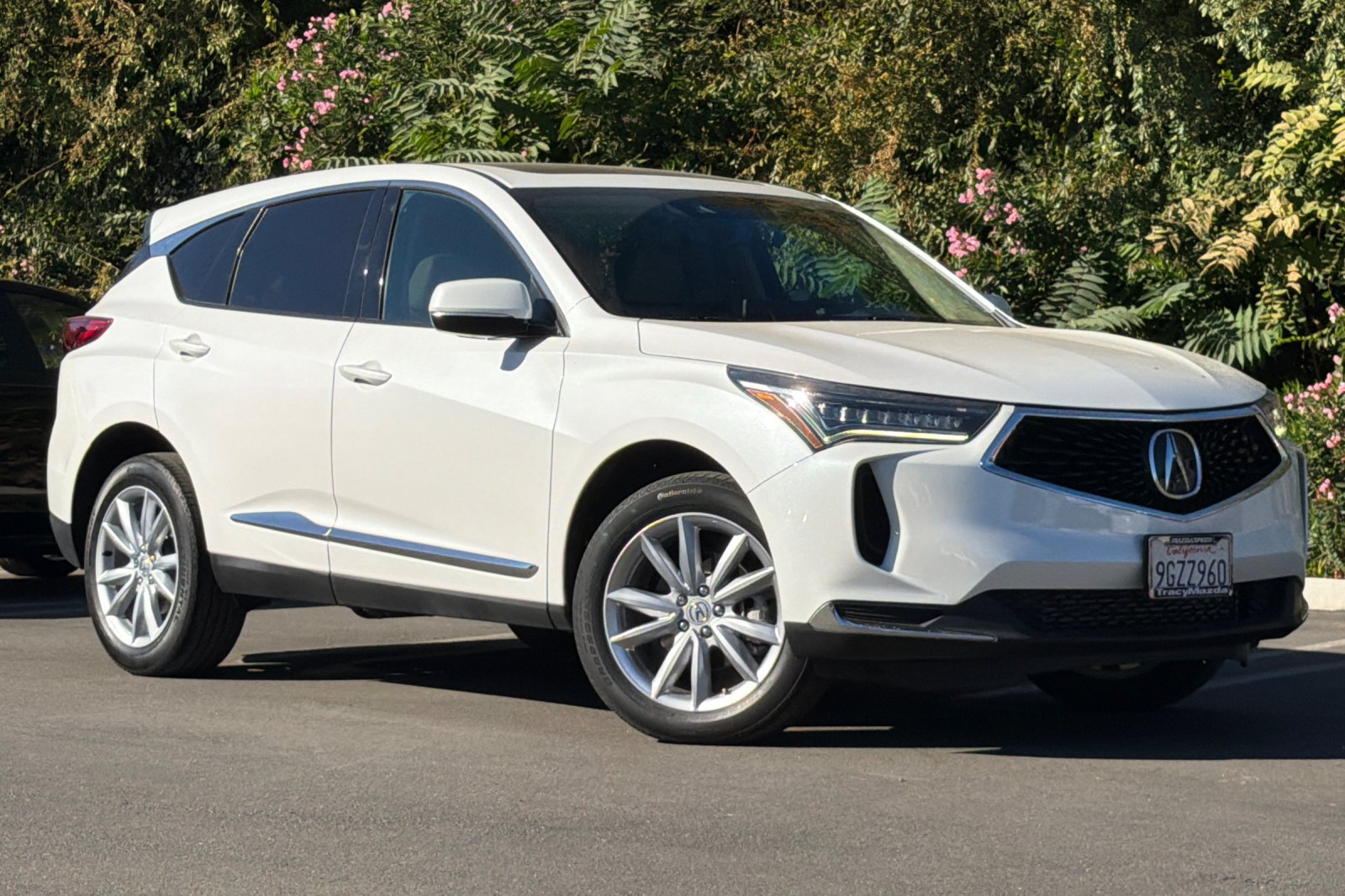Used 2023 Acura RDX AWD image 2