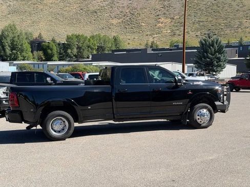 Used 2025 RAM 3500 Longhorn AWD/4WD image 8