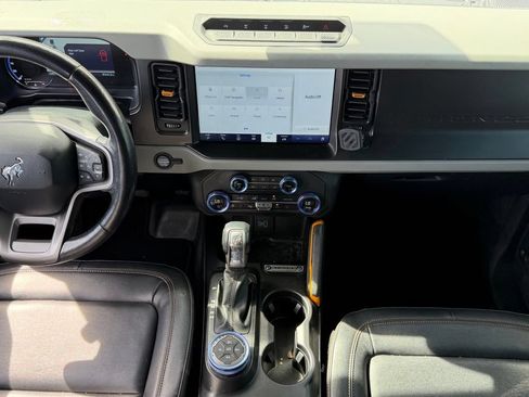 Used 2021 Ford Bronco Badlands AWD/4WD image 9