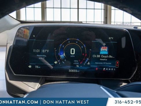 Used 2025 Chevrolet Equinox LT FWD image 6
