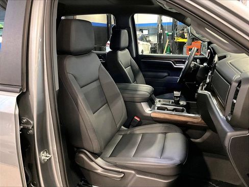Used 2026 Chevrolet Silverado 1500 RST w/ RST All Star Premium Package AWD/4WD image 11