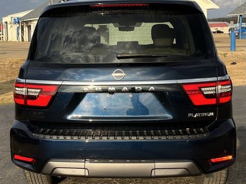 Used 2024 Nissan Armada Platinum w/ Captain's Chairs Package image 7