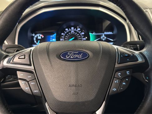 Used 2018 Ford Edge SEL w/ Equipment Group 201A AWD/4WD image 22