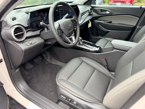 New 2026 Chevrolet Trax ACTIV image 9