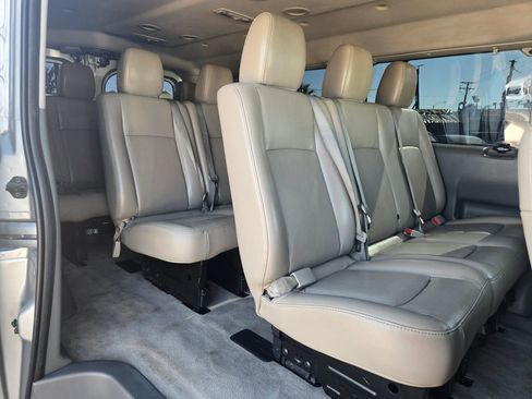 Used 2017 Nissan NV 3500 SL image 14