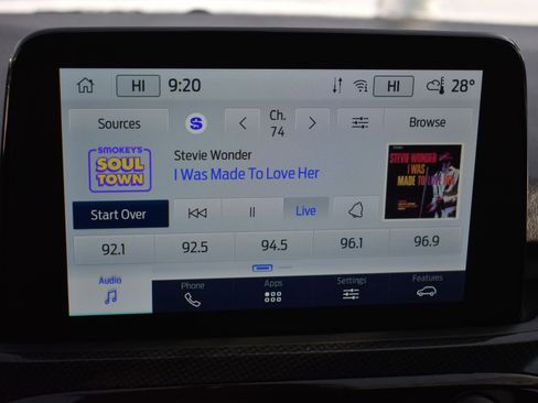 Used 2025 Ford Escape ST-Line image 27