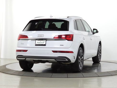 Used 2021 Audi Q5 Prestige w/ Prestige Package AWD/4WD image 12
