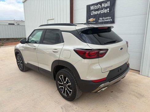 New 2026 Chevrolet TrailBlazer ACTIV w/ Driver Confidence Package AWD/4WD image 8