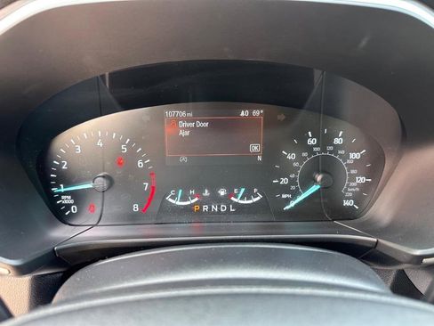 Used 2020 Ford Escape SE FWD image 20