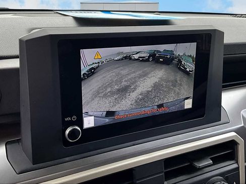 Used 2025 Toyota Tacoma TRD Off-Road image 27