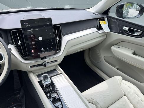 New 2026 Volvo XC60 T8 Ultra w/ Climate Package AWD/4WD image 27