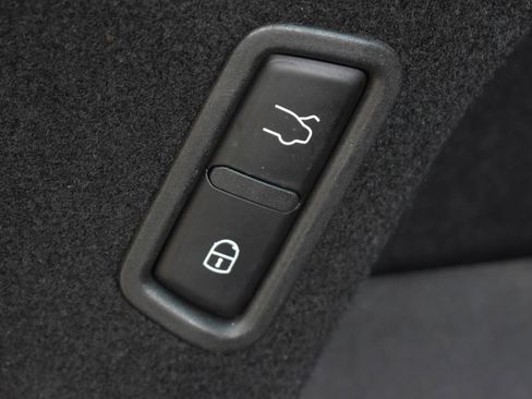 Used 2019 Maserati Levante S image 50