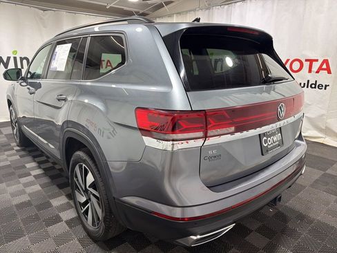 Used 2025 Volkswagen Atlas SE image 4